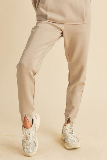 Lydia Pants – Everyday Chic, Flattering Fit