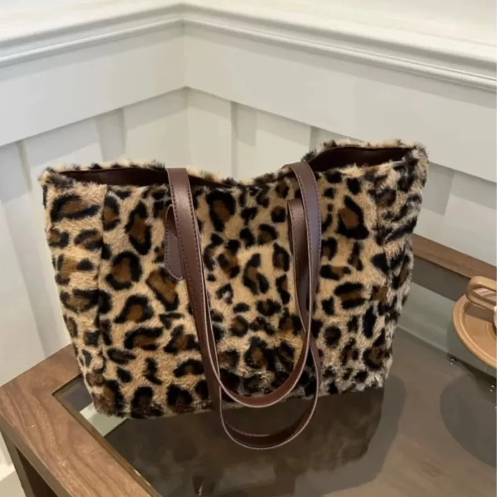 Winter Fashion Leopard Print Plush Women's Bags | Versatile Casual Trendy Premium Texture Large Capacity Shoulder Handbag