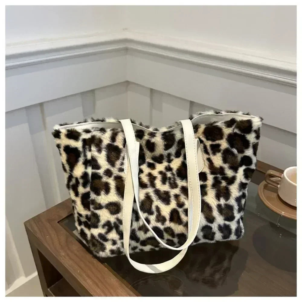 Winter Fashion Leopard Print Plush Women's Bags | Versatile Casual Trendy Premium Texture Large Capacity Shoulder Handbag