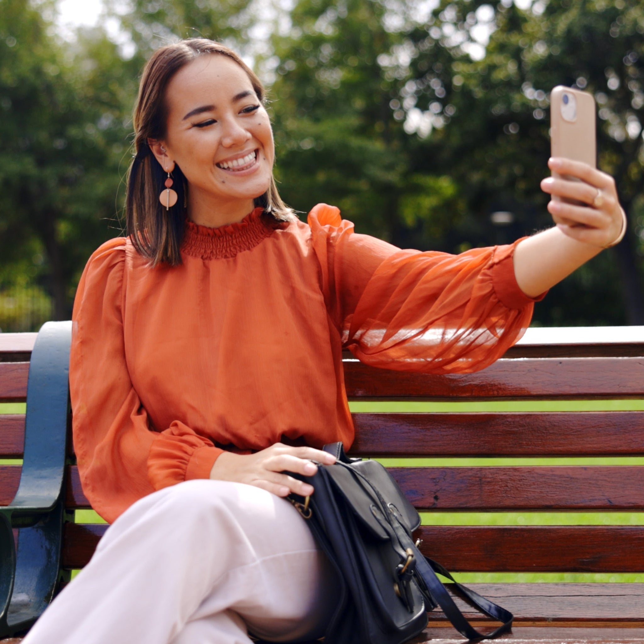 Swag ON: Essential Tips for Confident Solo Women Travelers