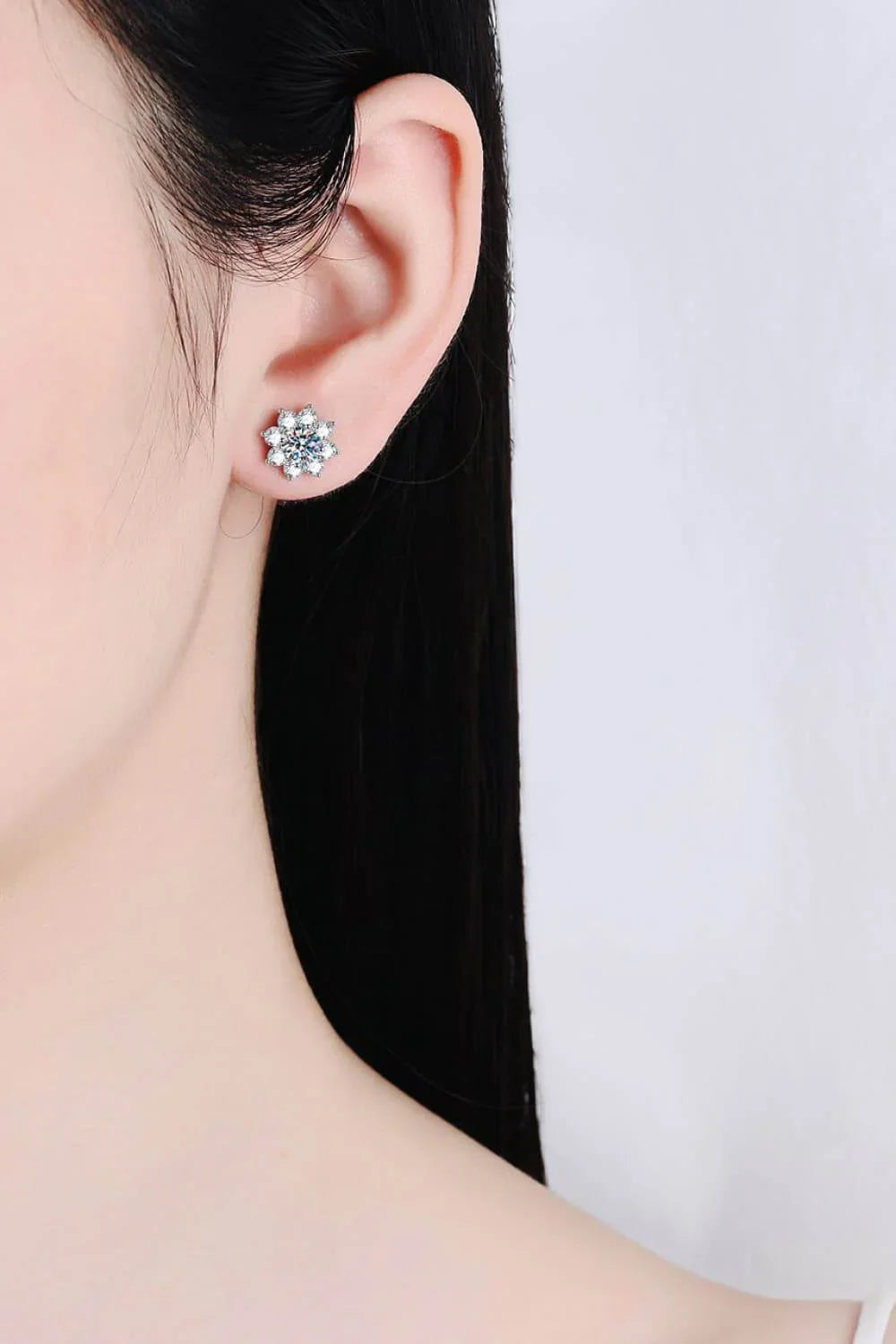 1 Carat Moissanite 925 Sterling Silver Flower Earrings - Swageye