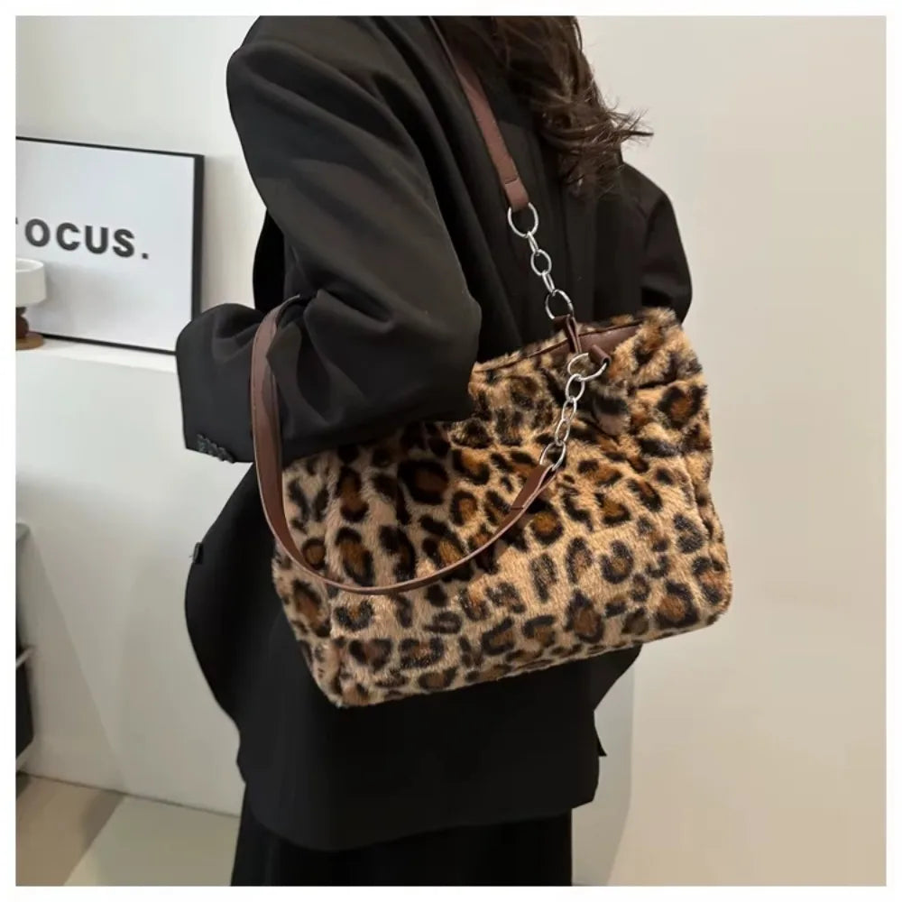 Winter Fashion Leopard Print Plush Women's Bags | Versatile Casual Trendy Premium Texture Large Capacity Shoulder Handbag