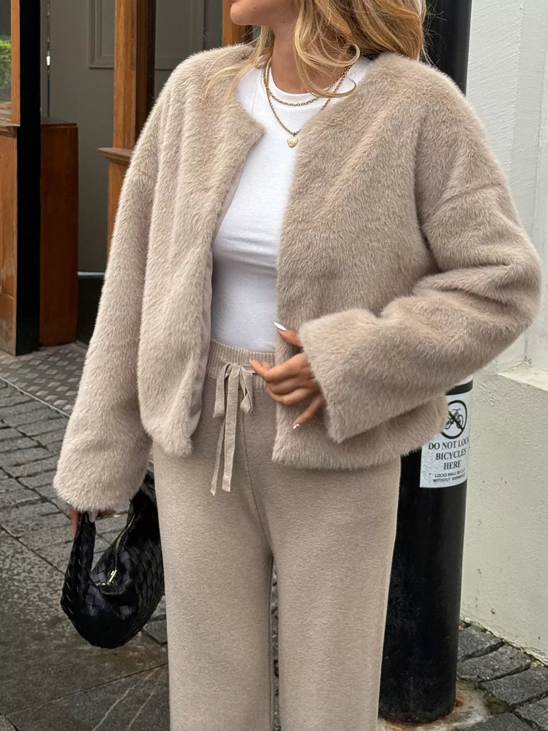 283876e2df5b44bb86a98dde9437464b-Max-Origin