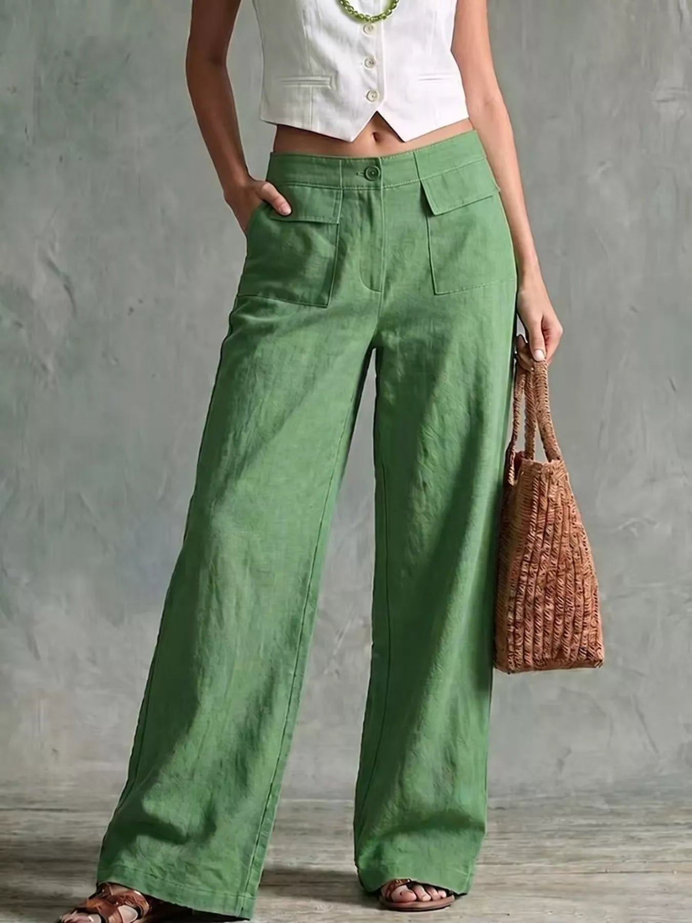Fashionable plus size wide leg pants in green, perfect for casual outings or stylish comfort.